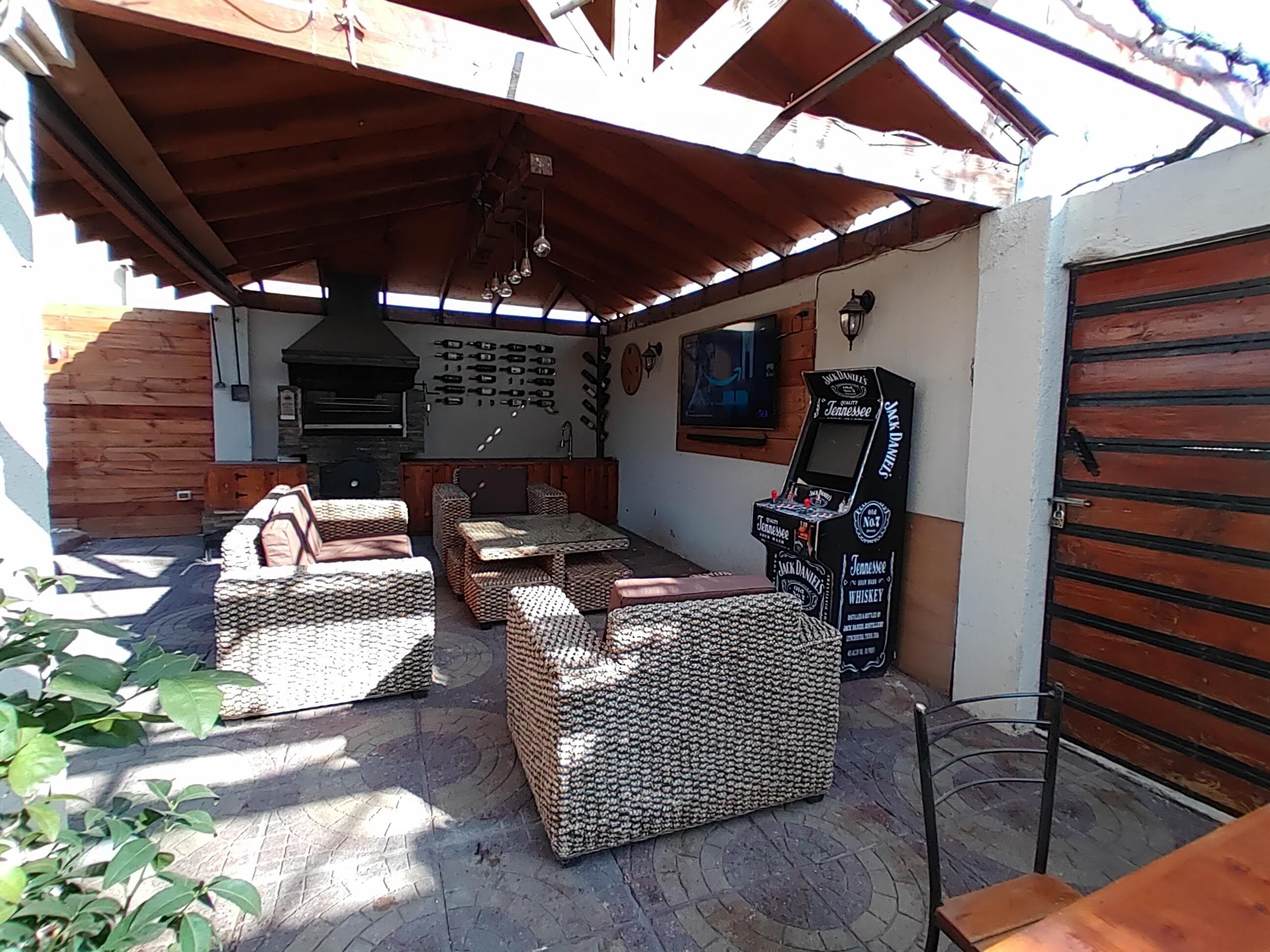 HERMOSA CASA EN VALLE GRANDE